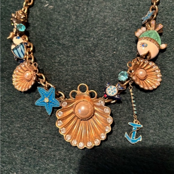 Betsey Johnson Jewelry - Betsey Johnson Massive Multi Fish Charm Necklace Retired Sea Shore Nautical look